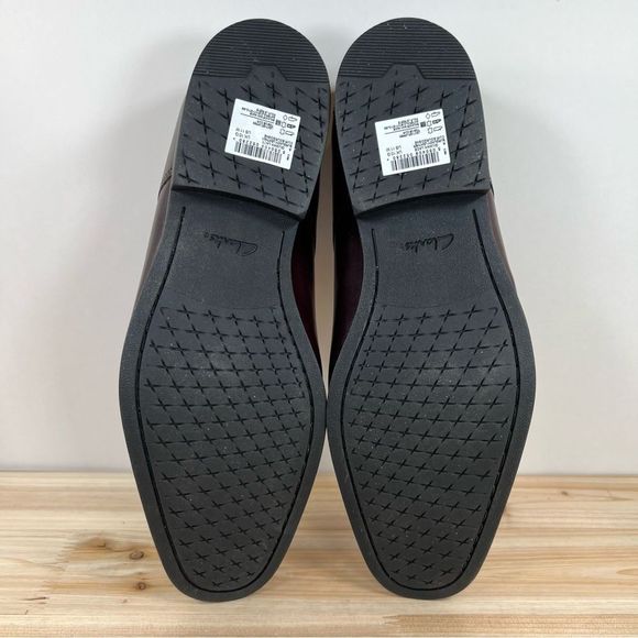 Clarks Gilman Lade mens leather Oxford shoes size 11 Burgundy New without box - Picture 7 of 9